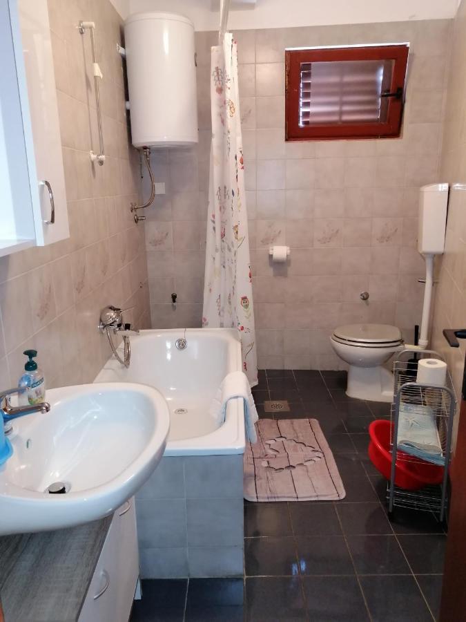 Apartments Stjepic Sukošan 외부 사진