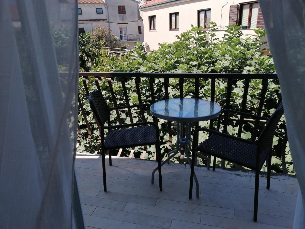 Apartments Stjepic Sukošan 외부 사진